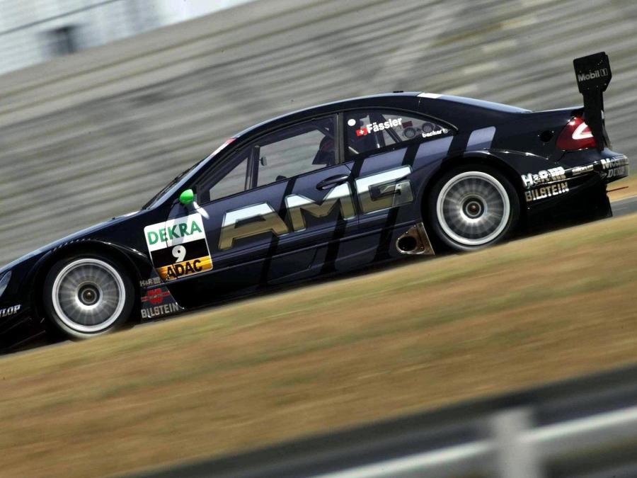  Mercedes-Benz CLK DTM 2005 года  (фото 40 из 58)